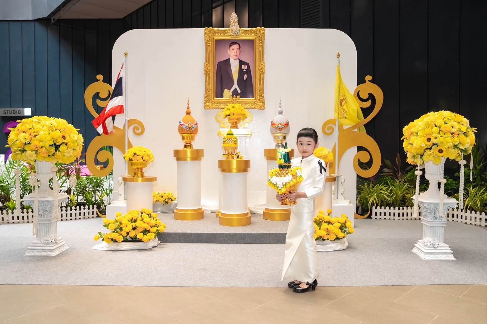 ตัวแทนเด็ก และเยาวชนจากศูนย์ส่งเสริมศิลปวัฒนธรรมนานาชาติ 